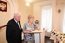 В Железноводске 90-летний жених и 84-летняя невеста сыграли свадьбу