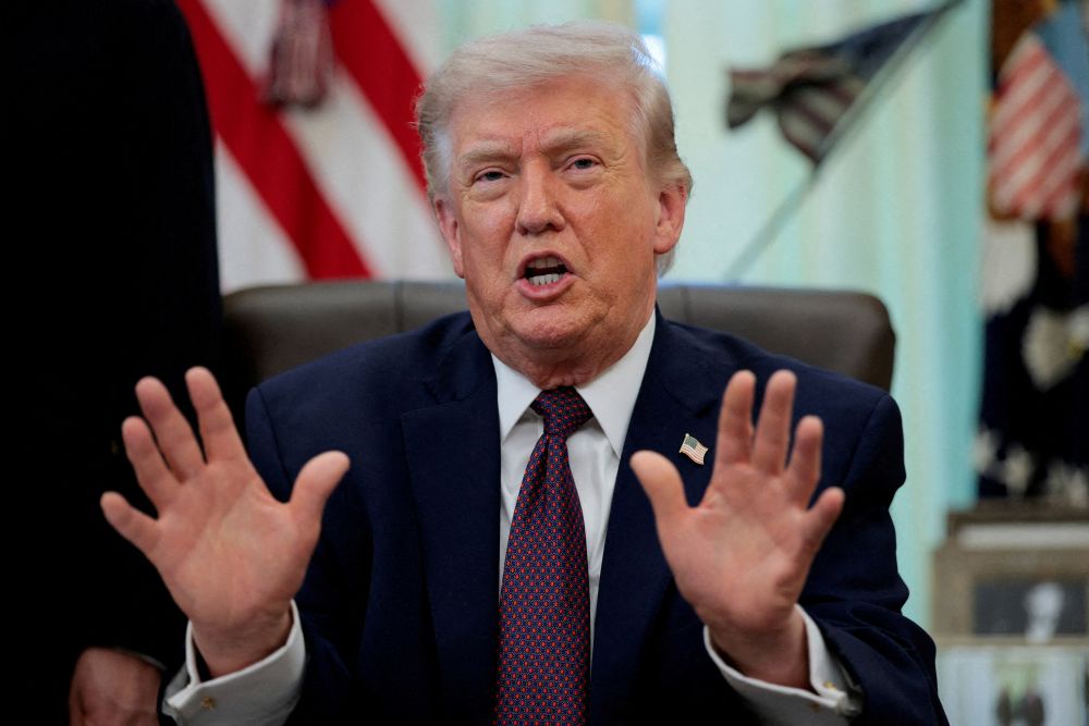 Трамп пока не принял решения по соглашению с Ираном