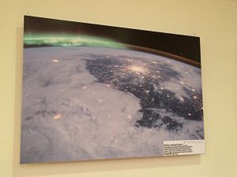 Выставка фотографий Земли из космоса открылась в здании Союза архитекторов России