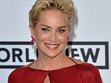 59-летняя Шэрон Стоун показала новое фото в купальнике