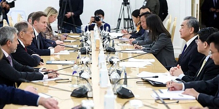 Сергей Лавров и Ван И оценили российско-китайское сотрудничество в мировых делах