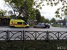 На Юго-Западе при столкновении двух автомобилей пострадала девушка
