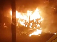 В Приморье мужчина поджёг одну машину и разбил ещё три