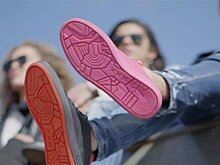 В Нидерландах выпустили кроссовки из переработанной жвачки