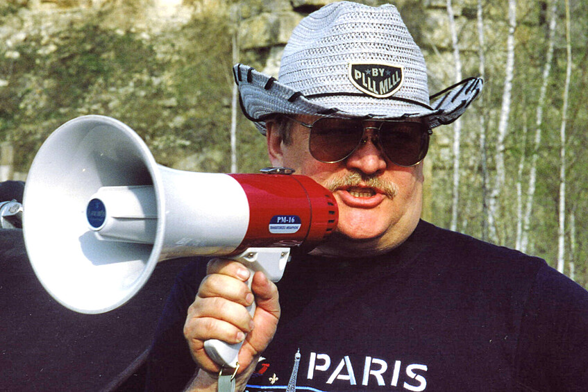 Режиссер Юрий Кара во время съемок фильма «С.П. Королев. Главный конструктор», 2007 год