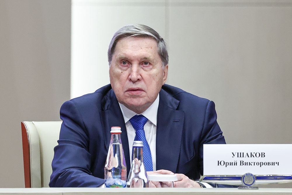 Ушаков: Россия призывает эвакуировать мирных жителей Киева и дипломатов
