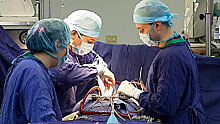 Лео Бокерия провел уникальную операцию на сердце