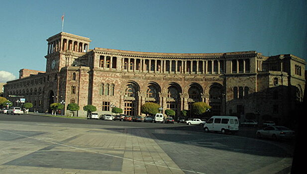 В Армении назначили восемь из десяти губернаторов