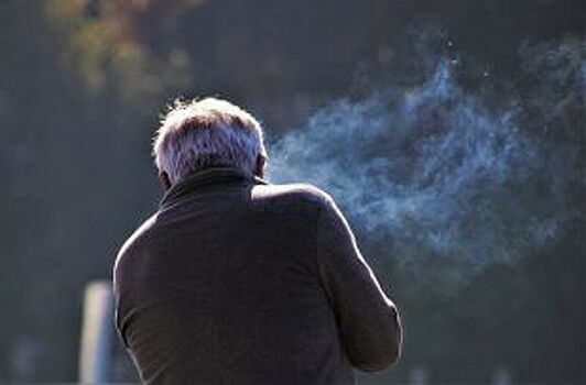 «Смола попадает прямо в легкие». Почему курить зимой особенно вредно