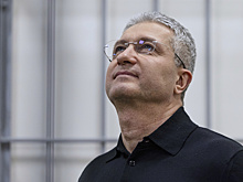 Глава ФПБК Виталий Бородин возмутился, что «вор» Тимур Иванов попросился на СВО