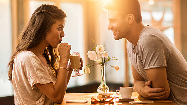 Осторожнее подбираем слова — любовный гороскоп на 25 февраля