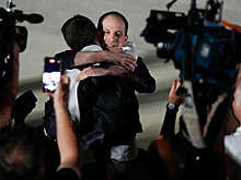 Bloomberg уволил репортера за вышедший до эмбарго текст об обмене заключенными