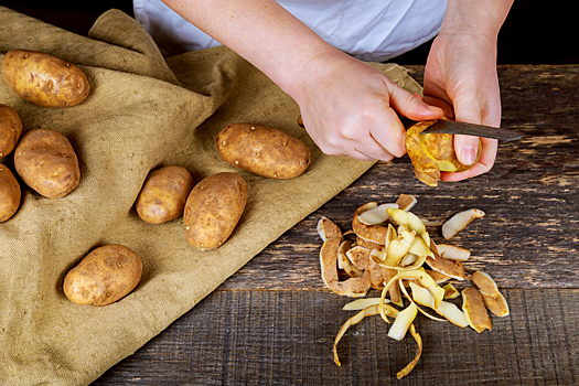 Почему нельзя выбрасывать картофельную кожуру