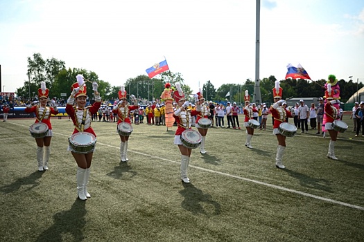 В Строгине День флага России отметили спортивным праздником