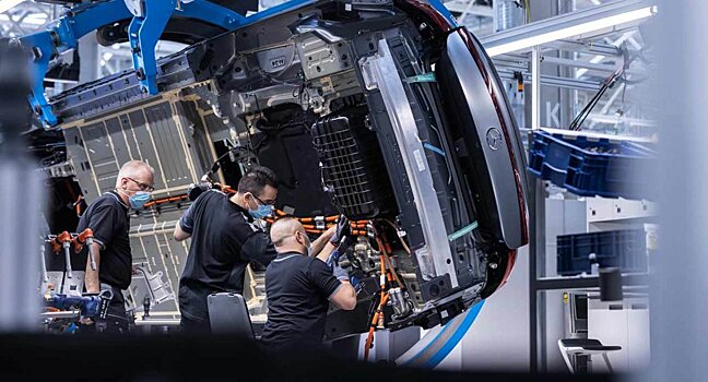 Daimler превзошел свои планы по переходу на электрокары