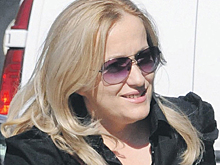 Оппозиционной журналистке в Черногории прострелили ногу