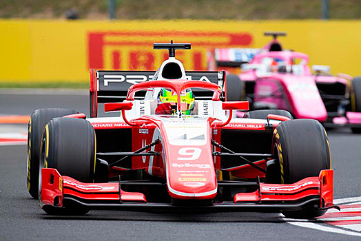Ф2: Мик Шумахер выиграл спринт в Венгрии