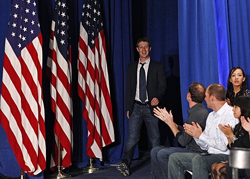 Главе Facebook пророчат пост президента США