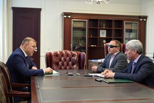 Мурат Кумпилов обсудил вопросы господдержки с председателем ВОС республики