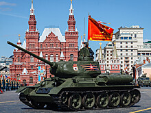 Танки и бесплатные парковки: как перекроют Москву