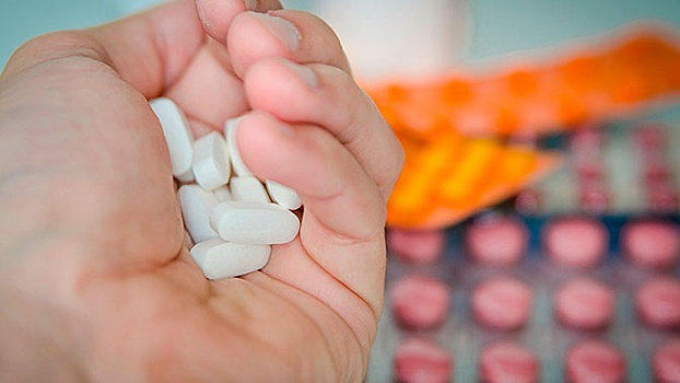 Три лекарственных препарата в РФ приравняли к наркотикам