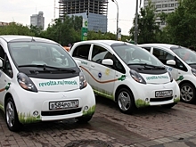 Уникальный гиперкар отзывают из-за неправильной наклейки