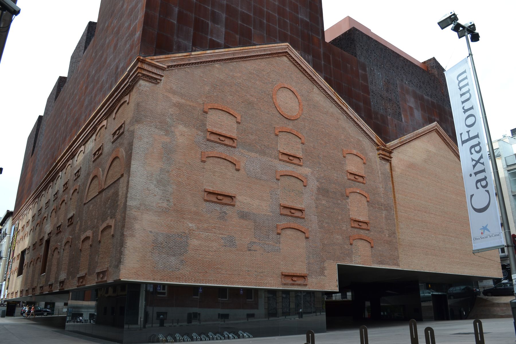 Культурный центр Caixa Forum, Мадрид, Испания, Европа