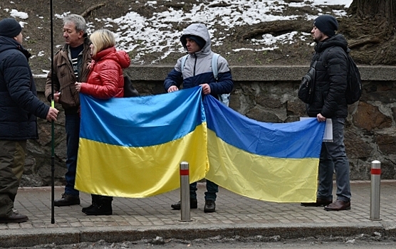 Красный Крест: Британцы загоняют украинских беженцев в «долговую кабалу»