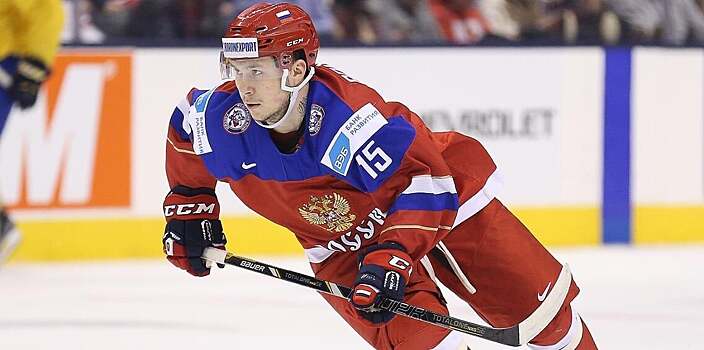 Голышев тренируется в первом звене «Айлендерс»