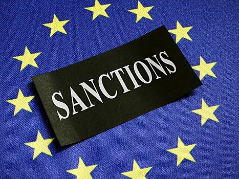Песков: РФ будет преодолевать возможные санкции ЕС против российского СПГ
