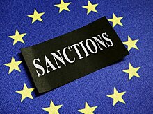 Песков: РФ будет преодолевать возможные санкции ЕС против российского СПГ