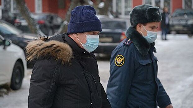 Осужденного за взятки экс-главу Челябинска исключили из "Единой России"