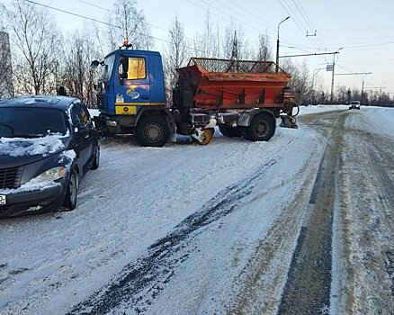 В Петрозаводске «КАМАЗ» сбил двух женщин