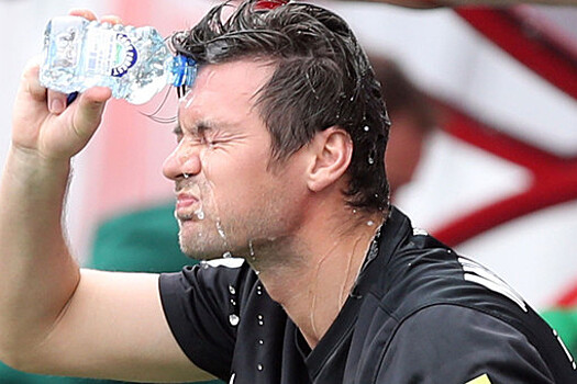 Футболист Милевский рассказал историю про измену жены партнера