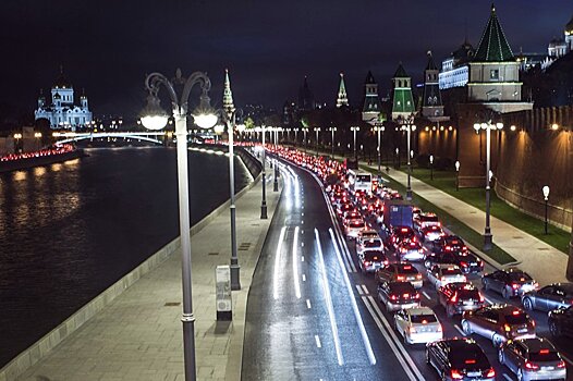 Правительству РФ предложили не пускать бензиновый транспорт в города