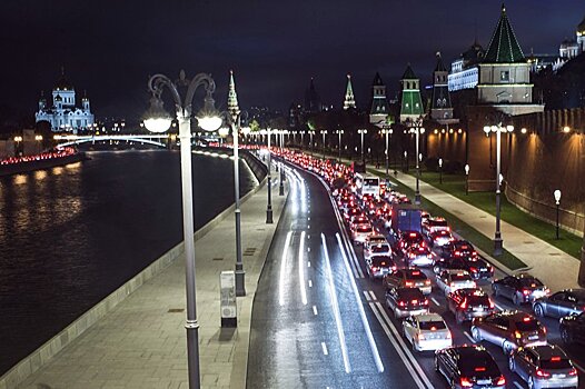 Правительству РФ предложили не пускать бензиновый транспорт в города