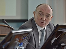 Борис Дубровский наградил лауреатов премии «Горячее сердце»