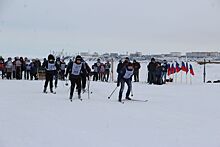 Плохая погода не стала преградой для любителей лыжных гонок из Черского