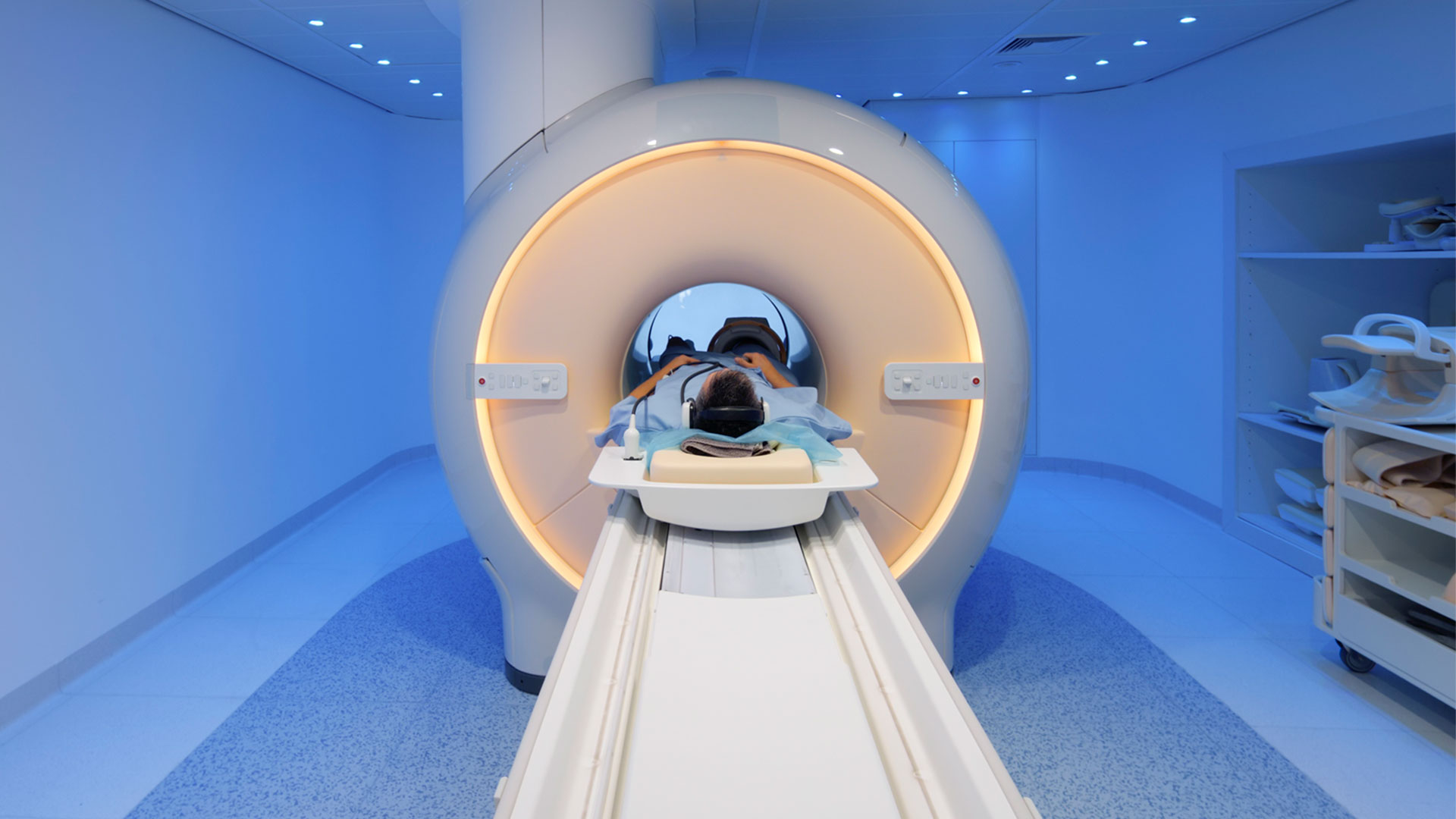 МРТ без паники: как побороть страх закрытых помещений