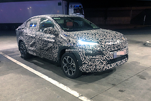 Появились шпионские фото неизвестного кросс-купе Renault