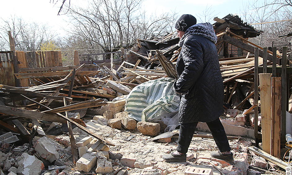 Украинские силовики продолжают обстрелы, несмотря на эпидемию коронавируса. 