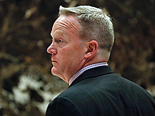 Пресс-секретарь Белого дома перепутал имя канадского премьера