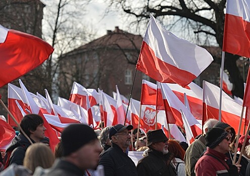 В Варшаве начался митинг против "украинизации Польши"