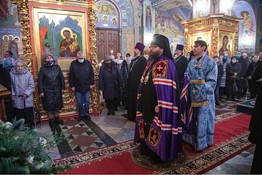 В храмовом комплексе Сергия Радонежского отметили Введения во храм Пресвятой Богородицы