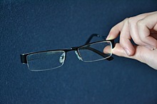Чем опасны очки с готовыми линзами