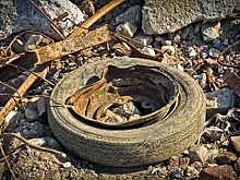 Брошенное авто вывезли из двора на Норильской