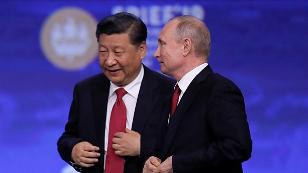 Си Цзиньпин и Путин провели телефонный разговор