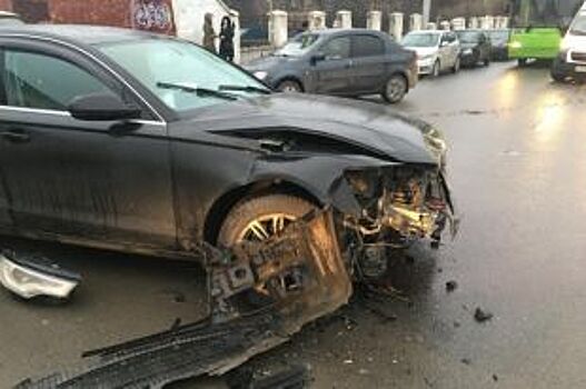 В ДТП на улице Свободы пострадала женщина-водитель
