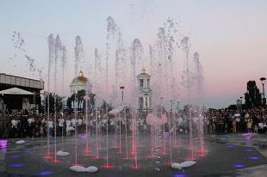 Уикенд 8-9 сентября в Воронеже: водное шоу, пенная вечеринка и картины Дали