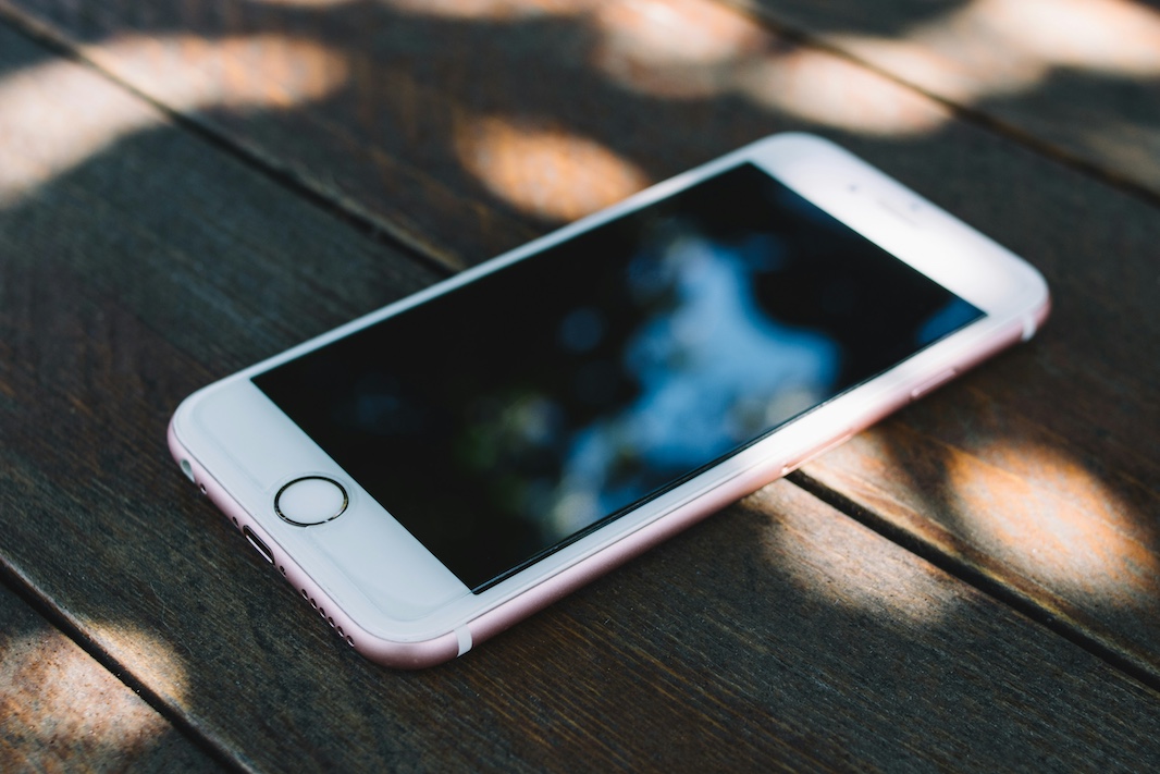 СМИ: в Нидерландах подали в суд на Apple из-за замедления работы смартфонов